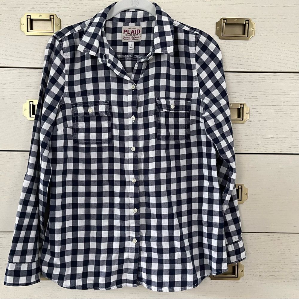 Old Navy Women’s Plaid Flannel Classic Shirt, Blue and White Plaid, Size Small